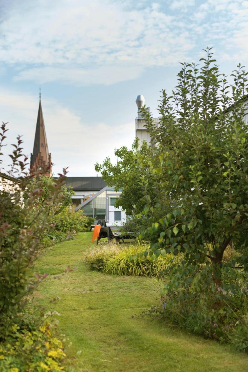 Profilhotels Garden Hotell 4*